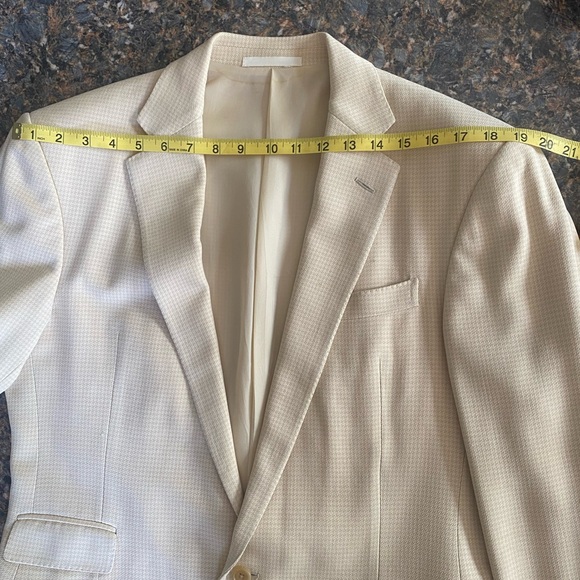 Ralph Lauren Purple Label Blazer, Size 40, Cream Houndstooth - Picture 6 of 9